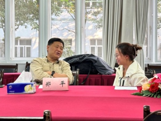 圖片包含 窗戶, 室內, 房間, 桌子描述已自動生成 圖片包含 窗戶, 室內, 房間, 桌子描述已自動生成